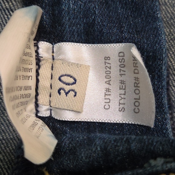 Hudson | Dark Wash Boot Cut Low Rise Jeans Size 30 Button Flap Back Pockets - Picture 6 of 6